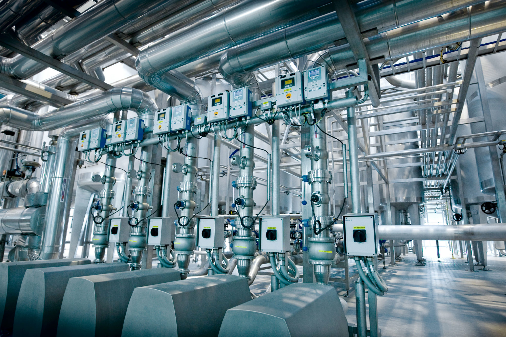 Beamex industrial picture with calibration software being used